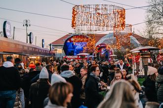 fooling around, esplanade