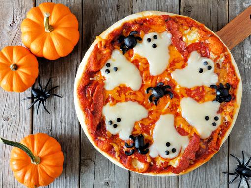 Halloween pizza