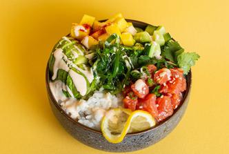 Poke bowl s tunom