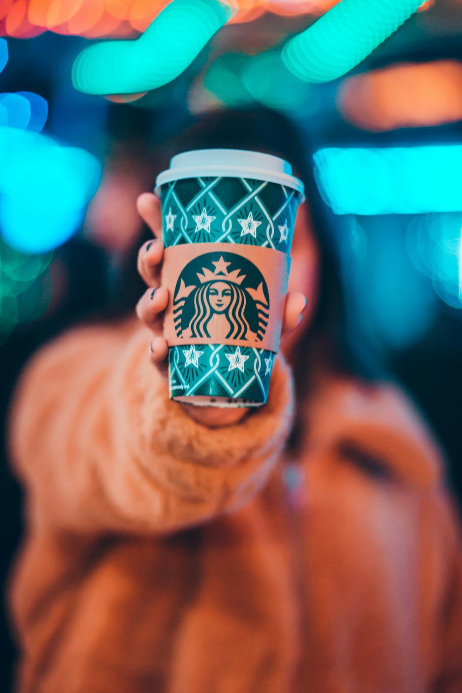 starbucks kava | Author: David Hurley/Unsplash