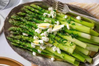 blanširane šparoge