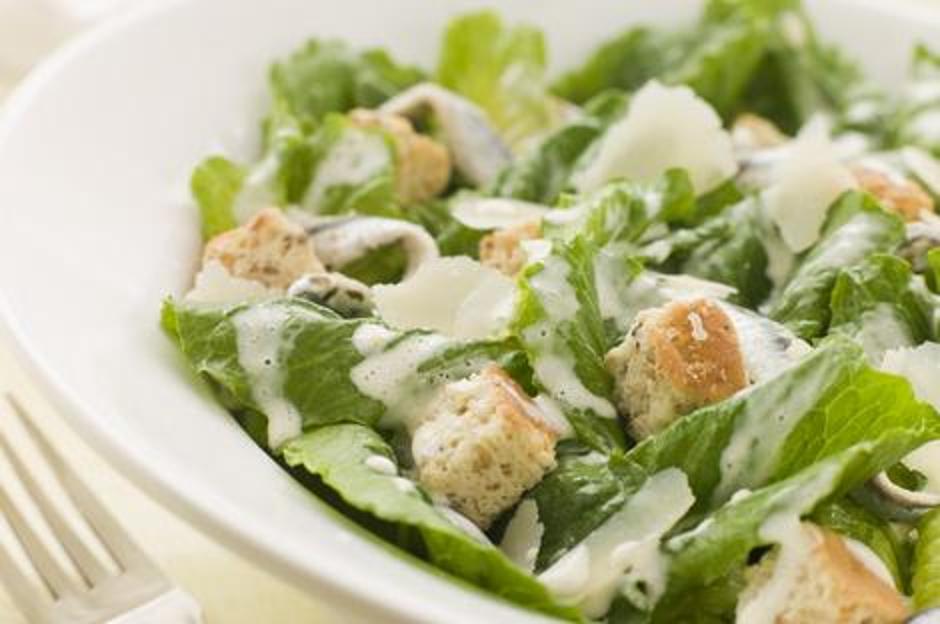 Cezar salata, krutoni i začinsko bilje | Author: Thinkstock