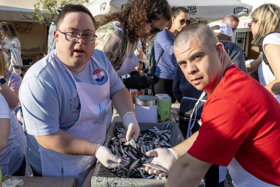 Održana Fažanska škola soljenja srdela