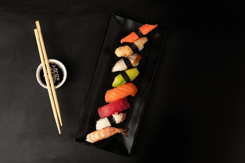 sushi | Author: Mahmoud Fawzy/Unsplash